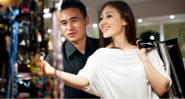 rewarded a cash value of VND 8,000,000 when being one of 20 top spenders